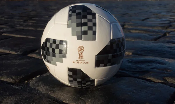 2017 日モスクワ ロシア Fifa ワールド カップ 2018 アディダス テルスター の公式ボール — ストック写真