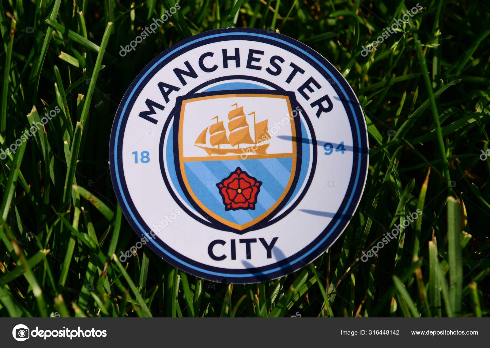 172 Manchester City Logo Stock Photos Free Royalty Free Manchester City Logo Images Depositphotos