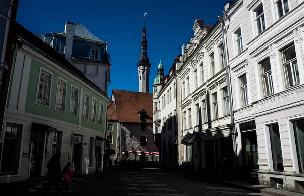 2018年4月20日 エストニアのタリン タリン旧市街の通り — ストック写真