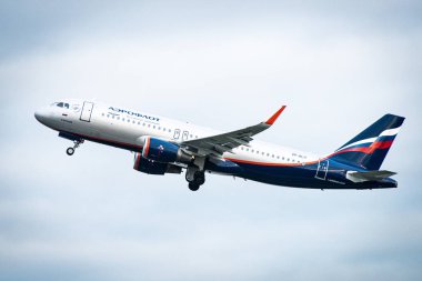 29 Ekim 2019, Moskova, Rusya. Uçak Airbus A320-200 Aeroflot - Moskova 'daki Sheremetyevo havaalanında Rus Havayolları.
