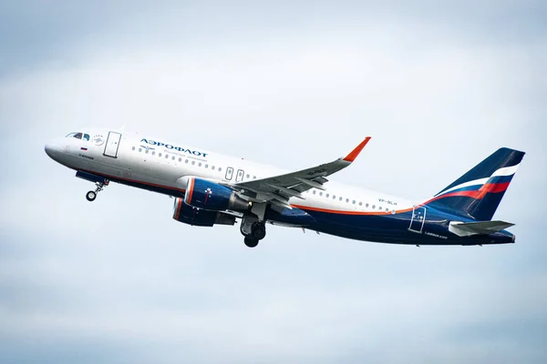 Octubre 2019 Moscú Rusia Avión Airbus A320 200 Aeroflot Russian — Foto de Stock