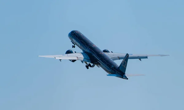 Agosto 2019 Zhukovsky Russia Aeromobile Bimotore Carrozzeria Stretta Embraer Jet — Foto Stock
