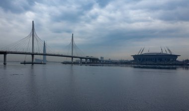 17 Nisan 2018. St. Petersburg, Rusya. 2020 yılında Avrupa Futbol Şampiyonası ve 2021 yılında Şampiyonlar Ligi finallerine ev sahipliği yapacak olan St. Petersburg Stadyumu (Gazprom Arena).