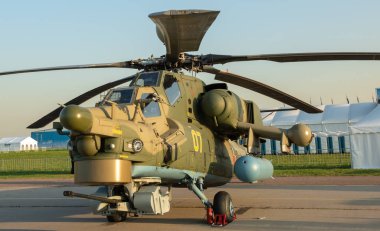 30 Ağustos 2019. Zhukovsky, Rusya. Rus saldırı helikopteri Mil Mi-28 Uluslararası Havacılık ve Uzay Salonu MAKS 2019.