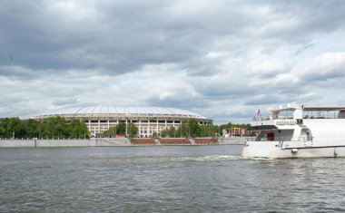 MOSCOW, RUSSIA - Haziran 04, 2017 Moskova 'daki Luzhniki spor kompleksinin büyük spor arenası