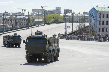 Moskova, Rusya - 07 Mayıs 2017 askeri geçit töreni Moskova Zafer Bayramı için prova sırasında mayın dayanıklı pusu korumalı (Mrap) tayfun (Afv aile).