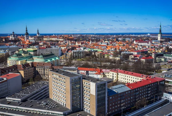 April 2018 Tallinn Estland Utsikt Över Gamla Stan Från Observationsdäcket — Stockfoto