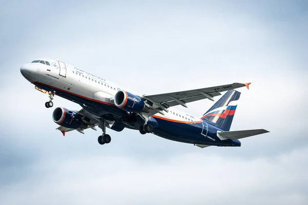 Octubre 2019 Moscú Rusia Avión — Foto de Stock