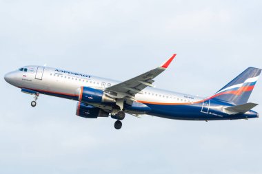 29 Ekim 2019, Moskova, Rusya. Uçak Airbus A320-200 Aeroflot - Moskova 'daki Sheremetyevo havaalanında Rus Havayolları.