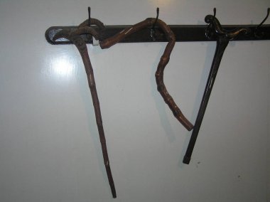 Fabrika içindeki kalelerindendir araçları