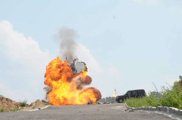 Explosion de voiture piégée — Photo