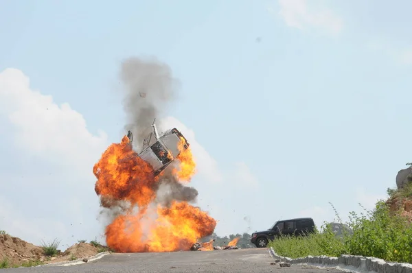 Explosión de coche bomba —  Fotos de Stock