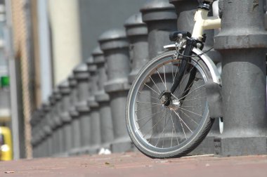 Döngüsü dekoratif parça