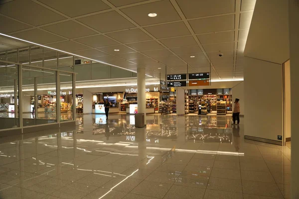 Duty Free shop Aeroporto Interior — Fotografia de Stock