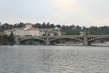 Prag Köprüsü