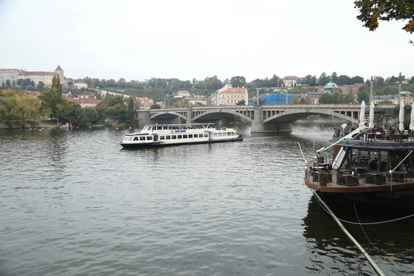 Il turista in barca Europa — Foto Stock