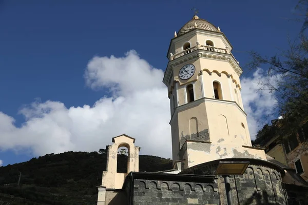 Ancien bâtiment à Praue — Photo