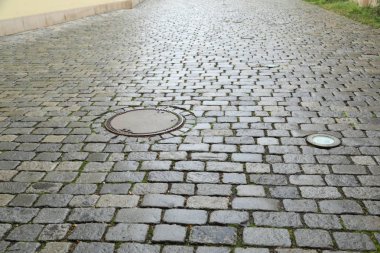 Keçiyolundan kuyrukları