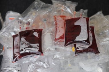 Hindistan kırsal kesiminde Kan Bağışı Kampı