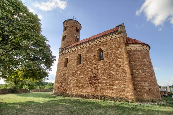 Antigua Iglesia Inowlodz Polonia — Foto de Stock