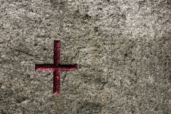 Cruz Cristã Sobre Pedra — Fotografia de Stock