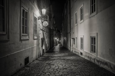 Prag sokakları küçük tarafında
