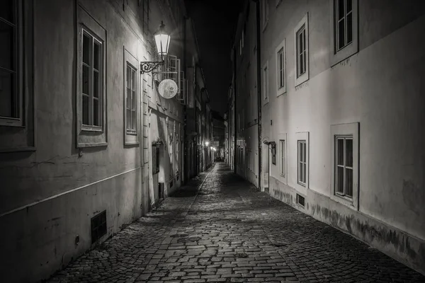 Praha ulice na malé straně — Stock fotografie