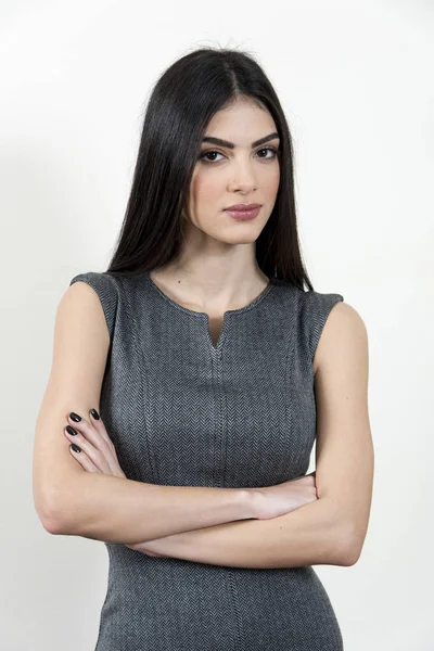 Kadın kapalı gözlerle öpüşme.