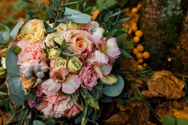  açık hava ormandaki yaz düğün