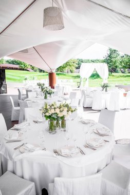 Dekorasyon düğün töreni için. Çiçekler portre.