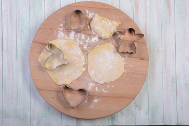 kurabiye hamuru elleri un pişirmek