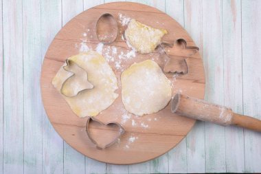 kurabiye hamuru elleri un pişirmek