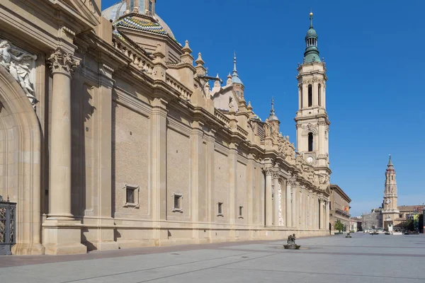 Basílica de Zaragoza em Espanha — Fotografia de Stock