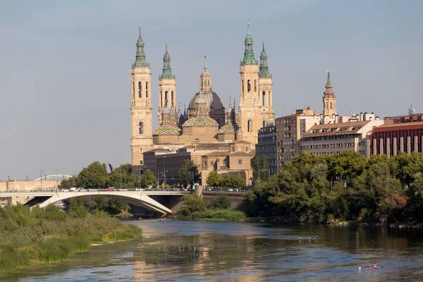 Basílica de Zaragoza em Espanha — Fotografia de Stock