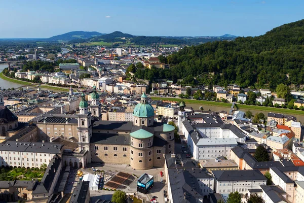 Panorama starego miasta w Salzburgu — Zdjęcie stockowe