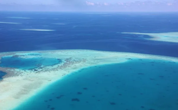 Вид Воздуха Атоллы Гидросамолета Атолл Ари Мальдивы — стоковое фото
