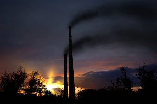 Global Warming Concept Old Concrete High Chimneys Smoking Cloudy Sky — Stock Photo, Image