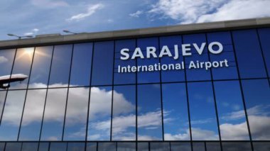 Saraybosna, Bosna-Hersek, BH ve BH 'ye inen jet uçakları animasyonu canlandırıyor. Havaalanı terminali ve uçağın yansıması ile şehre varış. Seyahat, turizm ve ulaşım kavramı.