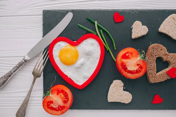 Sevgililer day.romantic breakfast.fried yumurta