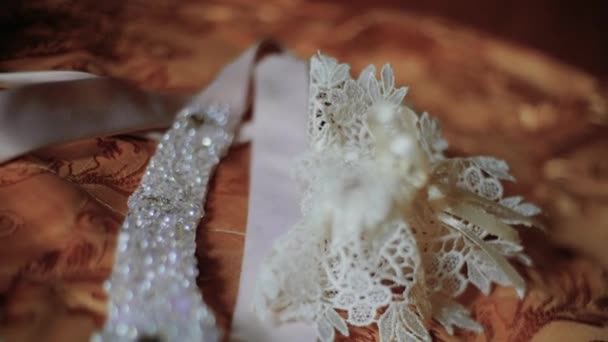 Bruiloft jurk Kousenband Macro — Stockvideo