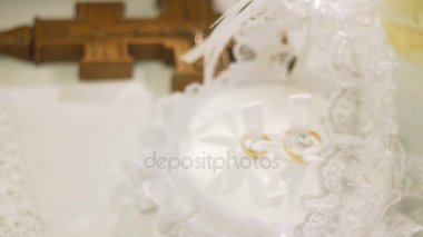 Alyans kilisede camer yakın hareket