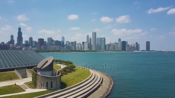 Luchtfoto video van Chicago, sanny overdag. — Stockvideo