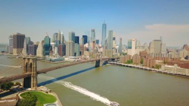 New York mali District, Manhattan, Brooklyn Köprüsü'nün görünümünü hava uçak