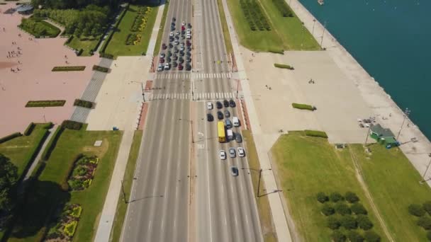 Ciudad aérea a través del paisaje urbano de Chaicago — Vídeo de stock