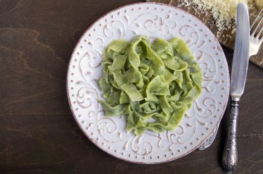 Ispanaklı ve peynirli makarna..