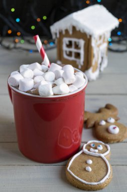 Kakao kırmızı Kupası ve eldivenler.