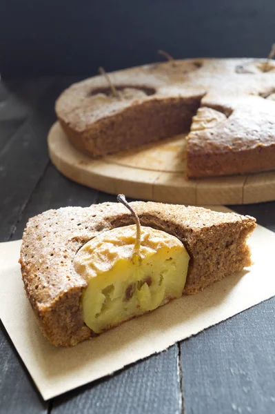 Tarta de manzana. un estilo rústico . — Foto de Stock