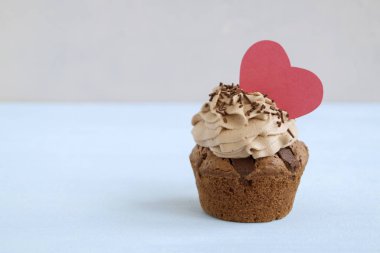 Çikolatalı kekler. Ev yapımı kek..