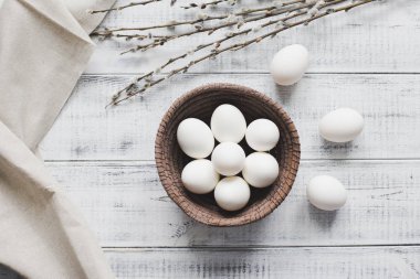 Paskalya yumurtaları ve Kukum