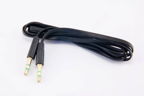 Audio kabel geïsoleerd op wit — Stockfoto